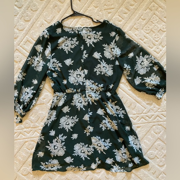 LULUS GREEN FLORAL MINI DRESS - Picture 10 of 14